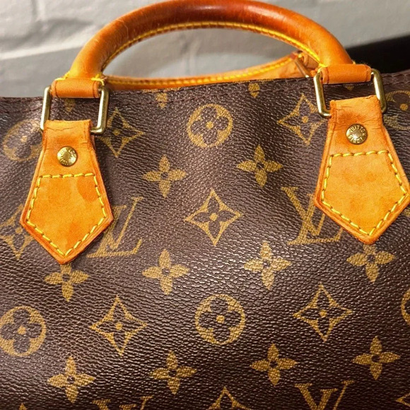 Louis Vuitton Vintage Speedy 30 - Picture 5 of 12